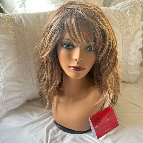 TRESSALLURE Beach Wave Magic BRAND-NEW Gorgeous to much hair 4 me.Trimmed bangs - Picture 11 of 12
